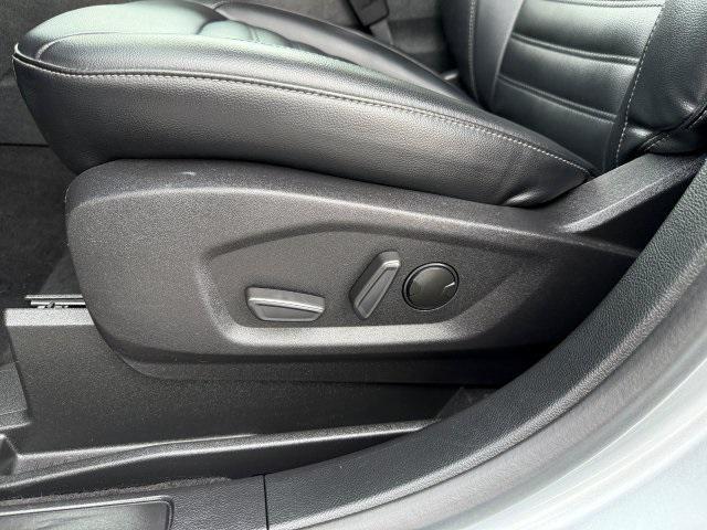 used 2022 Ford Edge car, priced at $22,044