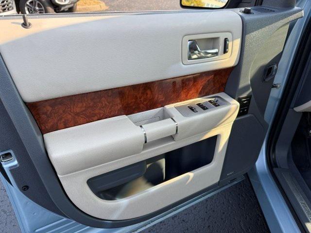 used 2009 Ford Flex car, priced at $8,995