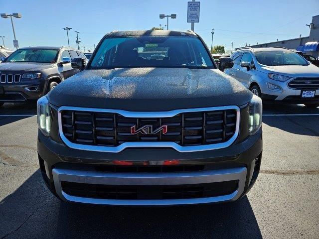 used 2023 Kia Telluride car, priced at $35,496