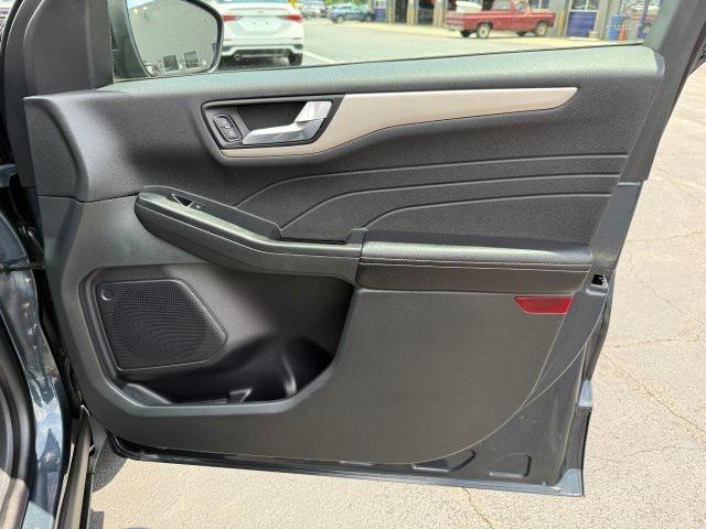 used 2022 Ford Escape car, priced at $24,311