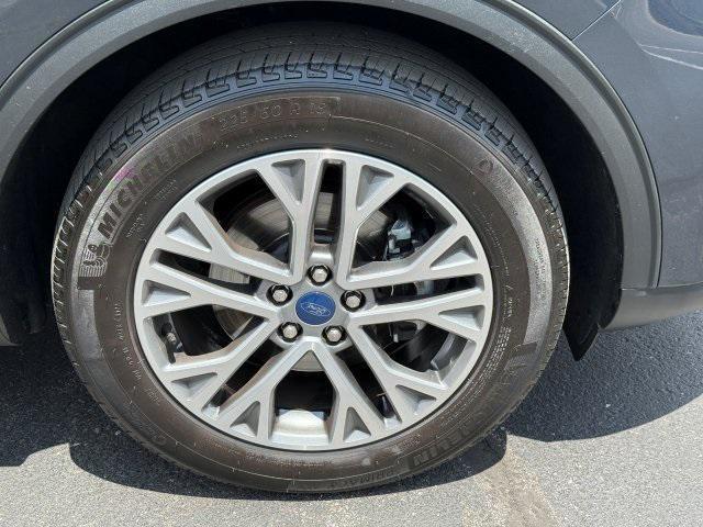 used 2022 Ford Escape car, priced at $24,311
