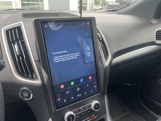 used 2022 Ford Edge car