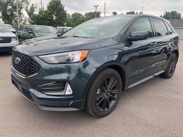 used 2022 Ford Edge car