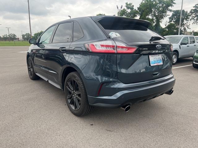 used 2022 Ford Edge car