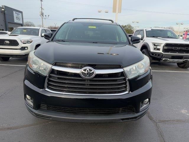 used 2016 Toyota Highlander car, priced at $19,849