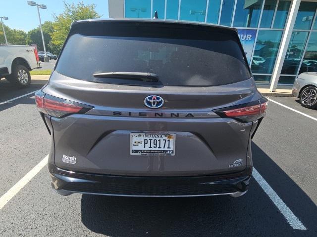 used 2021 Toyota Sienna car, priced at $38,648