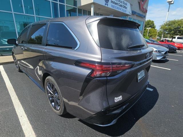 used 2021 Toyota Sienna car, priced at $38,648