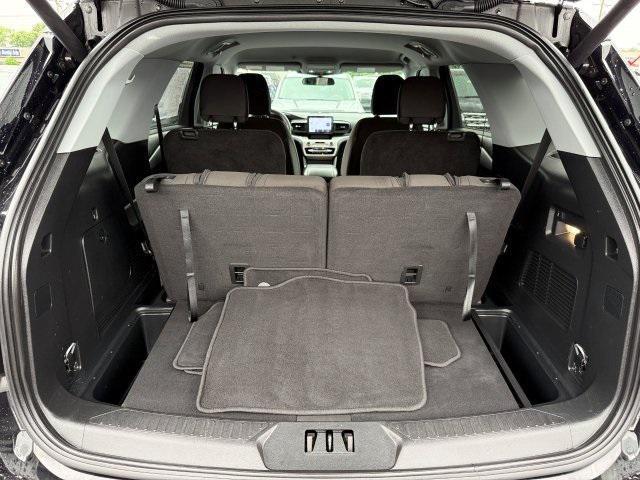used 2023 Ford Explorer car, priced at $37,123