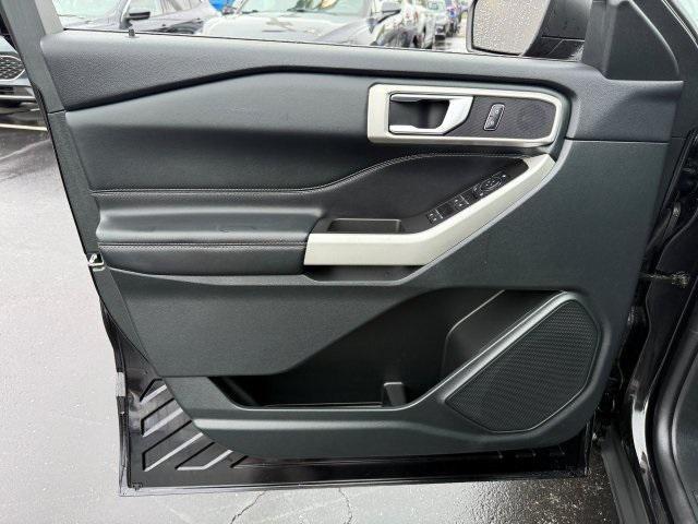 used 2023 Ford Explorer car, priced at $37,123