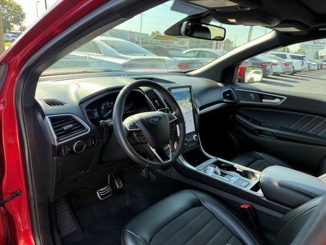 used 2024 Ford Edge car, priced at $31,999