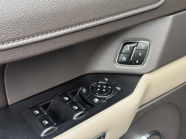 used 2020 Ford Expedition car, priced at $22,000