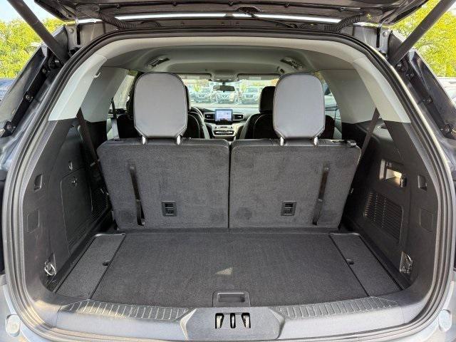 used 2022 Ford Explorer car, priced at $31,201