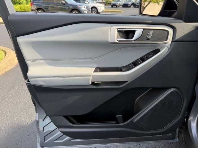 used 2022 Ford Explorer car, priced at $31,201