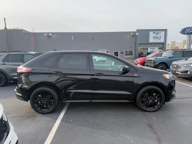 used 2021 Ford Edge car, priced at $25,786