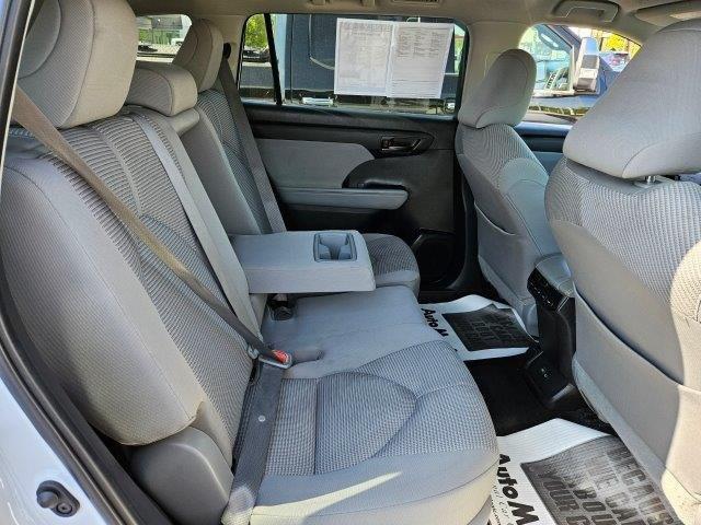 used 2023 Toyota Highlander car, priced at $30,548