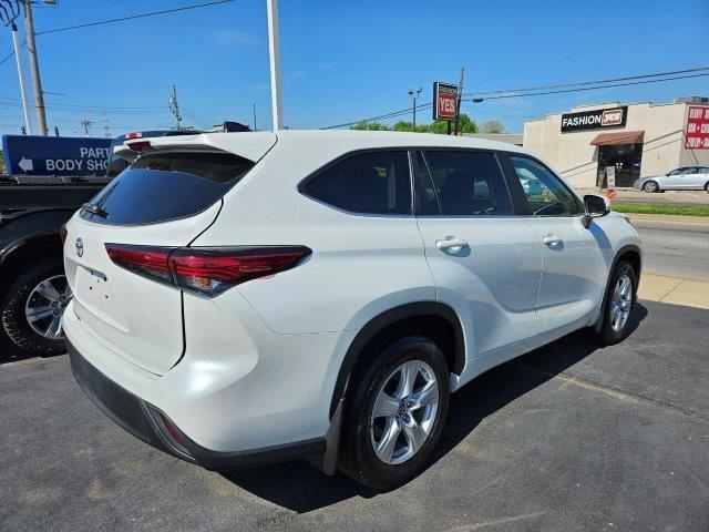 used 2023 Toyota Highlander car, priced at $30,548