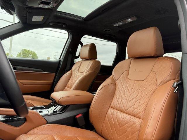 used 2023 Kia Telluride car, priced at $42,501