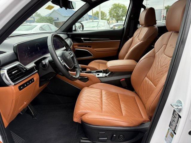 used 2023 Kia Telluride car, priced at $42,501
