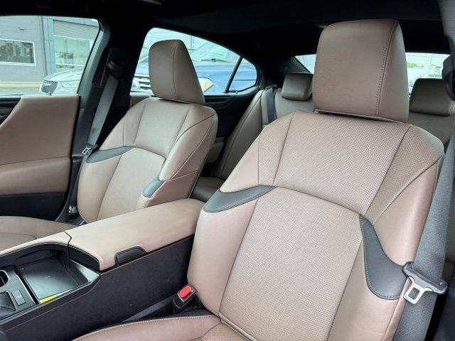 used 2024 Lexus ES 350 car, priced at $43,678