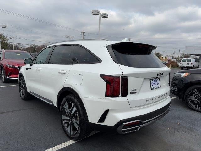 used 2022 Kia Sorento Plug-In Hybrid car, priced at $32,550