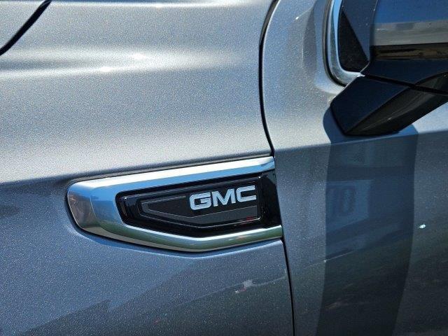 used 2022 GMC Yukon XL car, priced at $57,949