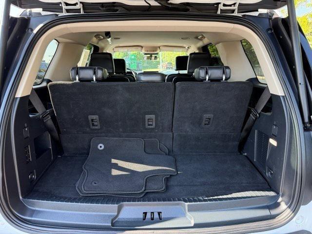 used 2024 Ford Expedition car, priced at $47,157