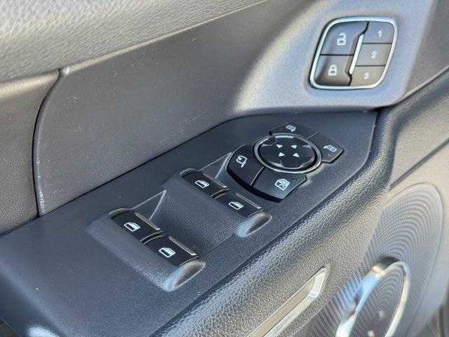 used 2024 Ford Expedition car, priced at $47,157