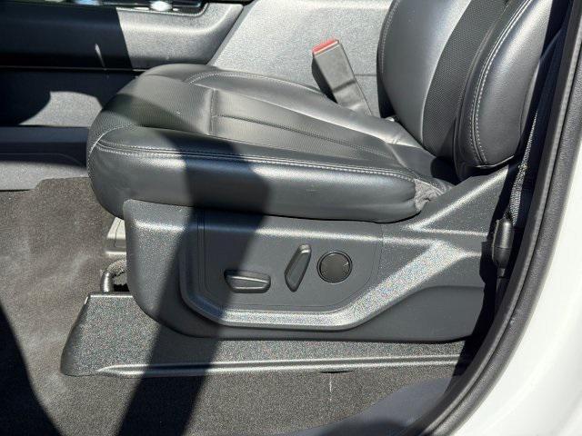 used 2024 Ford Expedition car, priced at $47,157