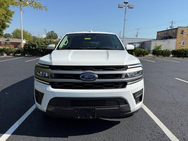 used 2024 Ford Expedition car, priced at $47,157