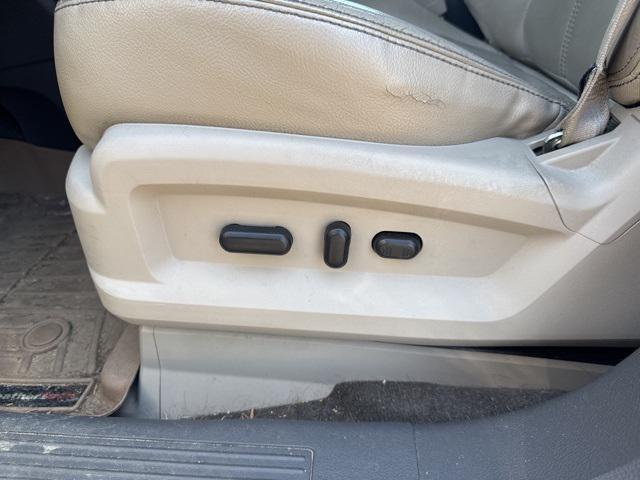 used 2013 Ford Edge car