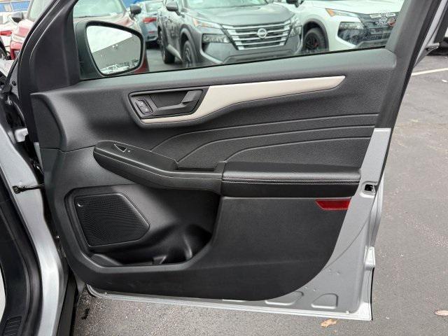 used 2022 Ford Escape car, priced at $20,000