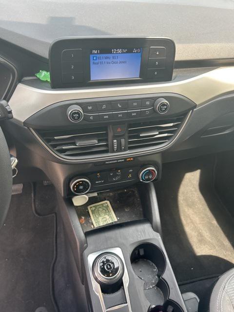 used 2022 Ford Escape car, priced at $20,000