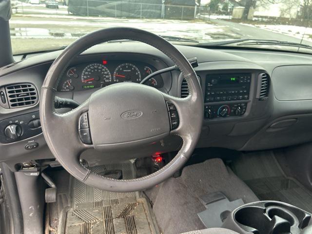 used 2002 Ford F-150 car, priced at $7,000