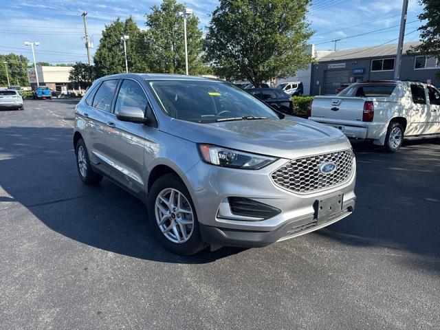 used 2024 Ford Edge car, priced at $26,984