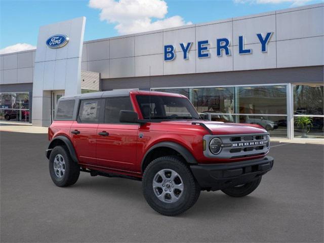 new 2025 Ford Bronco car, priced at $44,660