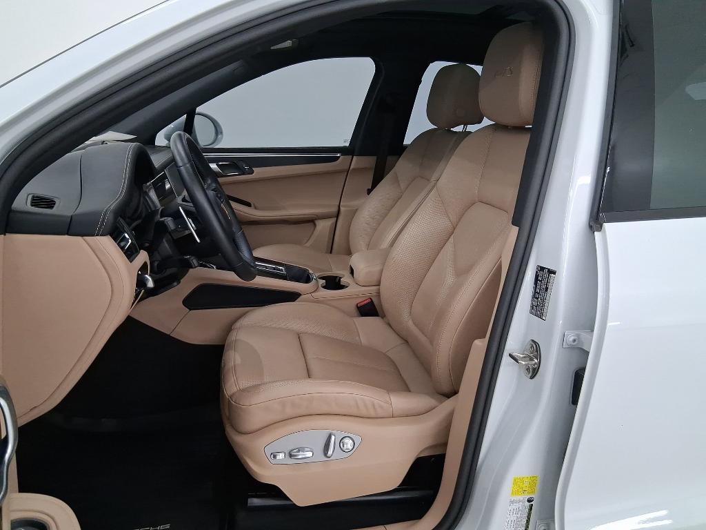 used 2022 Porsche Macan car, priced at $65,298