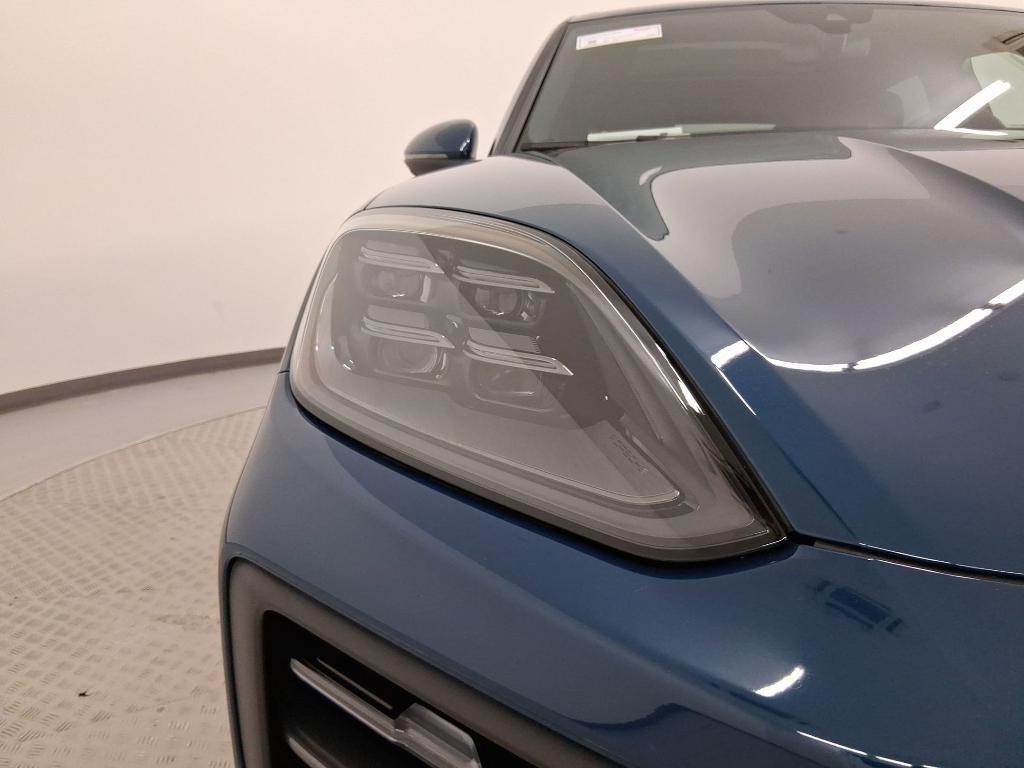 used 2025 Porsche Cayenne car, priced at $86,297