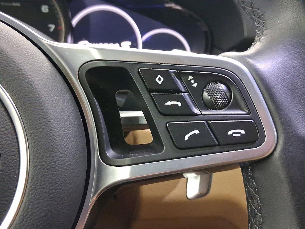 used 2023 Porsche Cayenne car, priced at $82,998