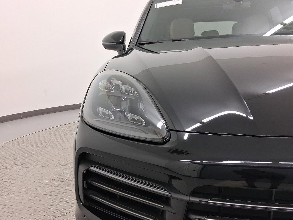 used 2023 Porsche Cayenne car, priced at $82,998