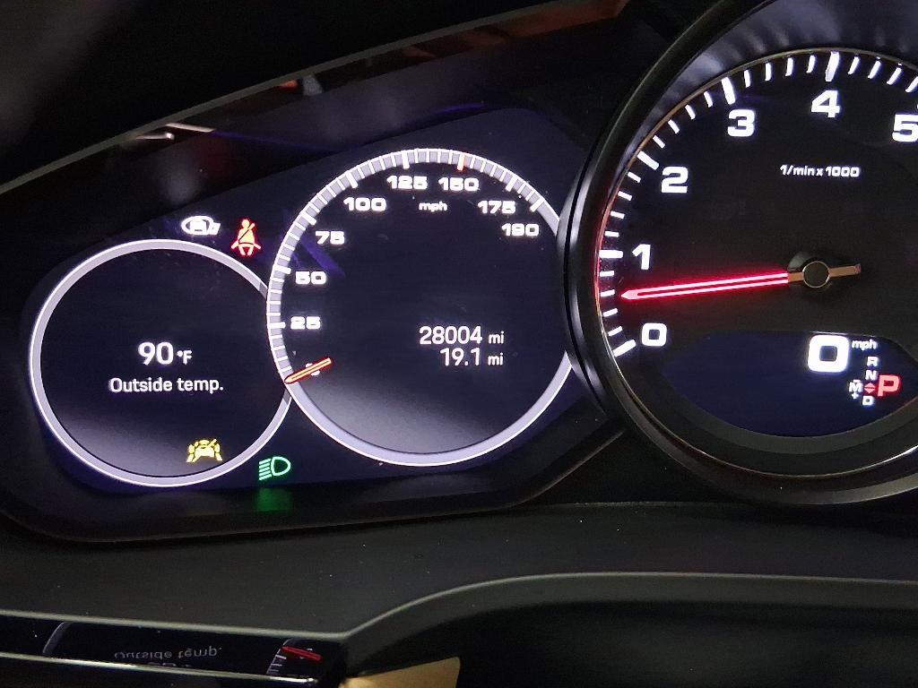 used 2023 Porsche Cayenne car, priced at $82,998