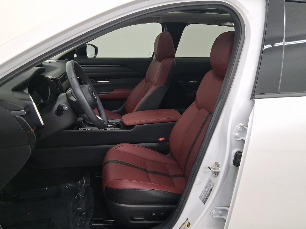 used 2025 Mazda CX-50 Hybrid car, priced at $35,797