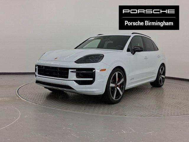 new 2025 Porsche Cayenne car, priced at $164,825
