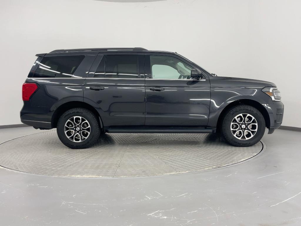 used 2024 Ford Expedition car, priced at $39,999
