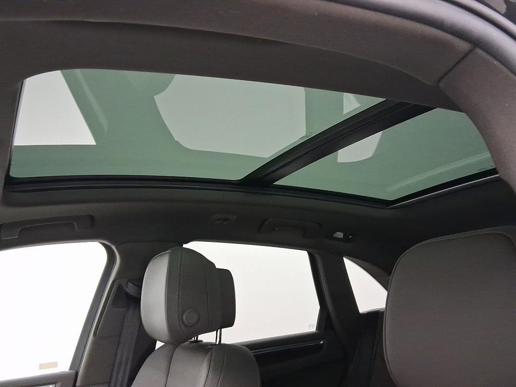 used 2022 Porsche Macan car, priced at $43,998