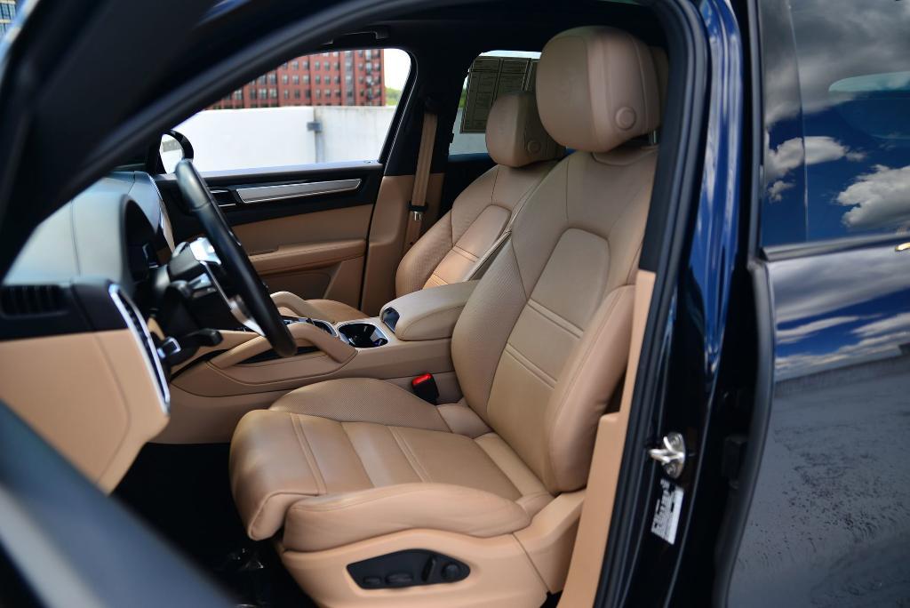 used 2022 Porsche Cayenne car, priced at $55,499