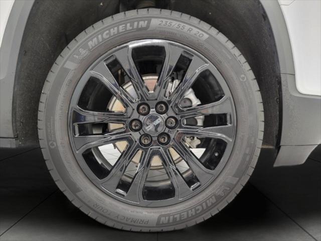 used 2023 GMC Acadia car, priced at $33,338