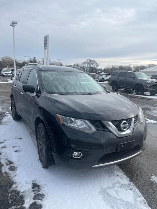 used 2016 Nissan Rogue car, priced at $11,100