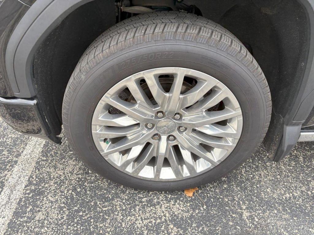 used 2019 GMC Sierra 1500 car, priced at $38,236