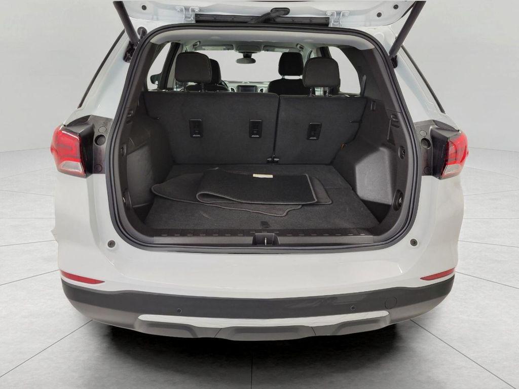 used 2024 Chevrolet Equinox car, priced at $25,648