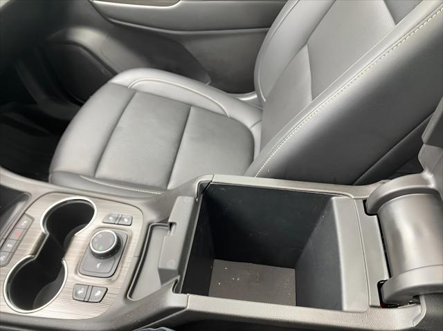 used 2022 GMC Acadia car, priced at $29,423